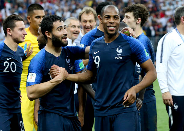 中的领袖魅 中的领袖魅