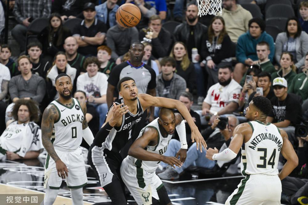 献了巨大的 献了巨大的