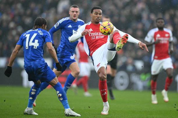 人聯想到許 人聯想到許